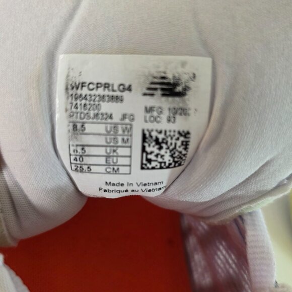 New Balance 8.5 Wide women's white walking or running shoe - Picture 7 of 7
